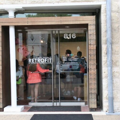 Exterior View of Frameless Glass Doors & Storefront Entrance | Georgetown Art Center | Commercial Projects | Anchor-Ventana