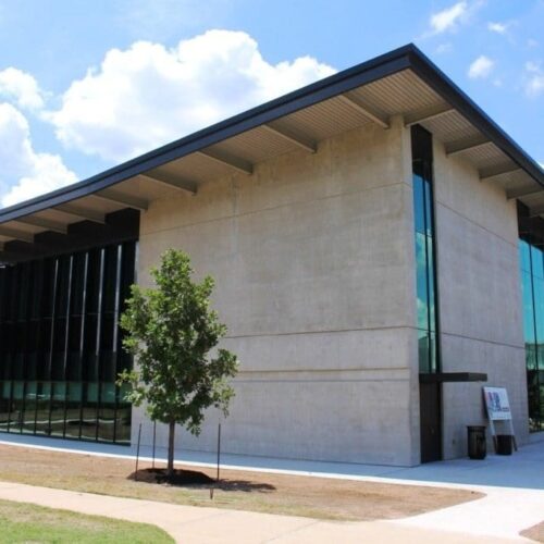 Exterior View of Curtain Wall System | Munday Library at St. Edwards University | Commercial | Anchor-Ventana