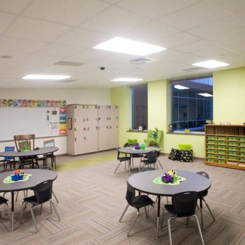 Interior View of Classroom Windows | Dearing Elementary School | Commercial Projects | Anchor-Ventana