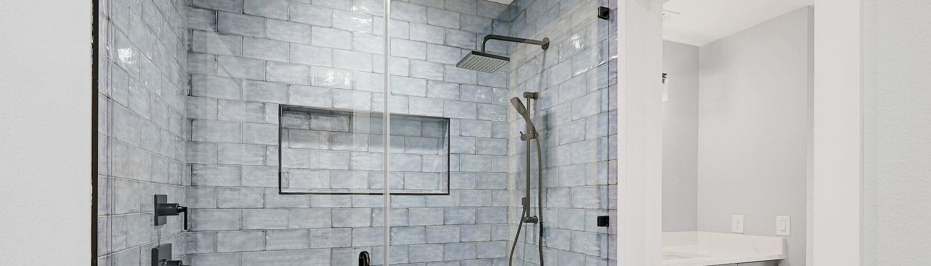 Frameless Shower