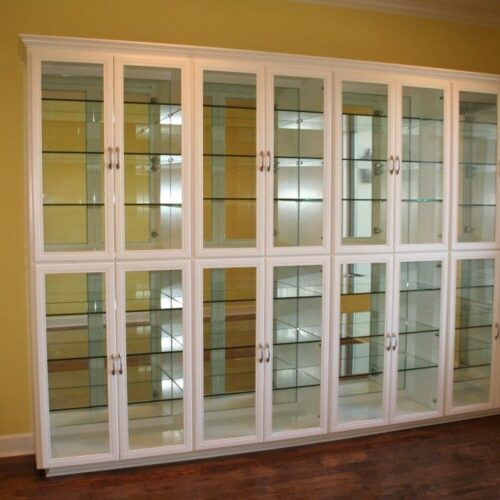 Mirror-backed Glass Shelves Inside Glass Front Display Case in Dining Room | Cabinet Glass & Shelves Gallery | Residential Products | Anchor-Ventana Glass