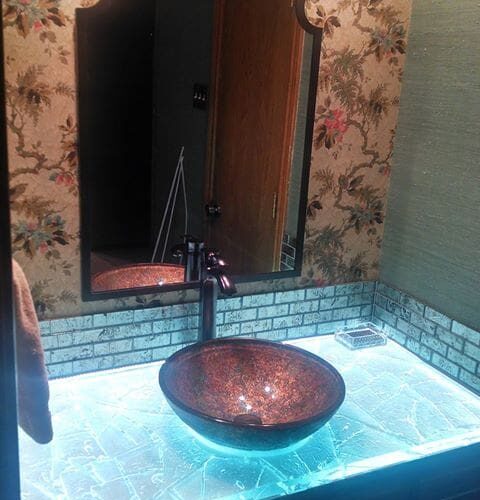 Back Lit Glass Countertop in Bathroom | Glass Countertops / Table Tops Gallery | Residential Products | Anchor-Ventana Glass