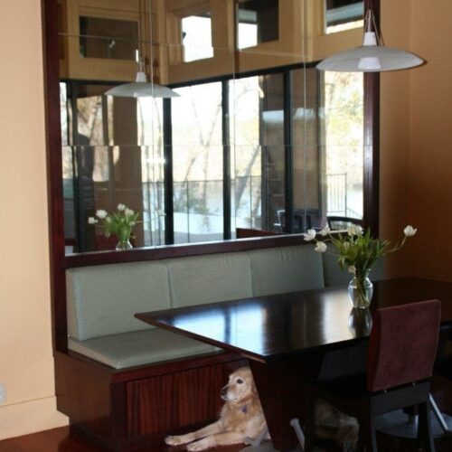 Modern Framed Mirror Behind Booth in Restaurant | Mirrors Gallery | Anchor-Ventana Glass