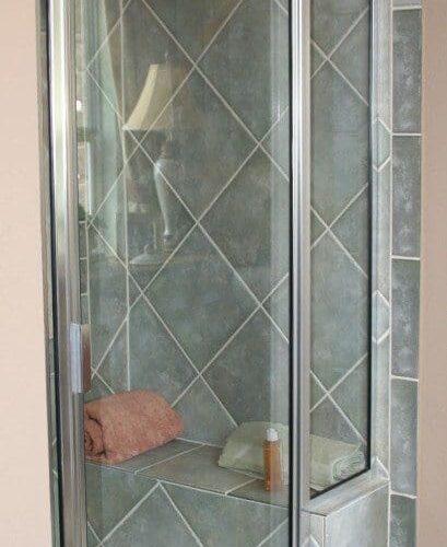 Traditional Framed Shower Door - Traditional Bathroom Tile | Shower Gallery | Anchor-Ventana Glass