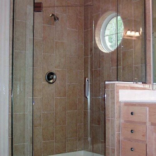 Frameless Shower - Bathroom - Traditional | Shower Gallery | Anchor-Ventana Glass